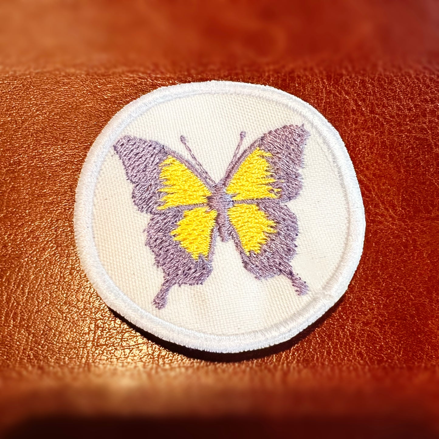 Butterfly image 0
